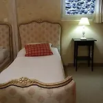 Bed & Breakfast Chambres Touristiques La Cour Des Hotes