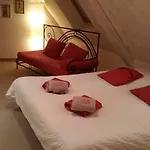 Touristiques La Cour Des Hôtes