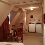 Touristiques La Cour Des Hôtes Alojamento de Acomodação e Pequeno-almoço Obernai