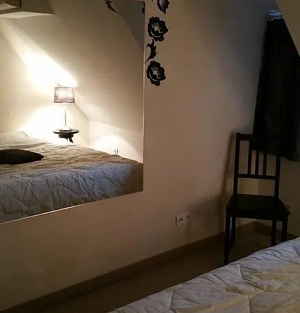 Bed & Breakfast Chambres Touristiques La Cour Des Hotes