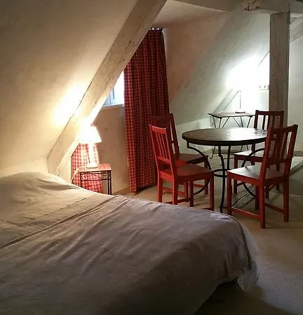 Chambres Touristiques La Cour Des Hotes Bed & Breakfast Obernai