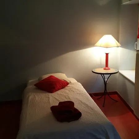 Bed & Breakfast Chambres Touristiques La Cour Des Hotes