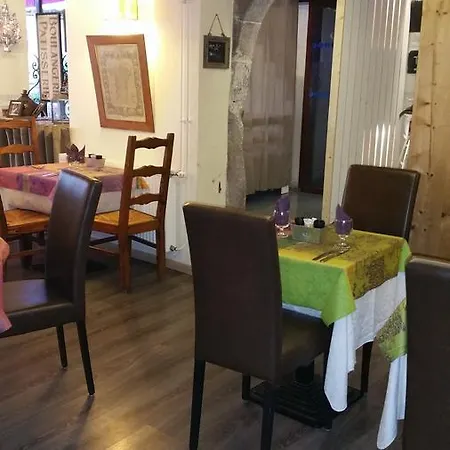 Bed & Breakfast Chambres Touristiques La Cour Des Hotes