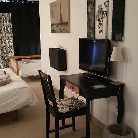 Chambres Touristiques La Cour Des Hotes 3* Obernai