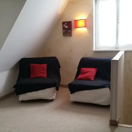 Chambres Touristiques La Cour Des Hotes