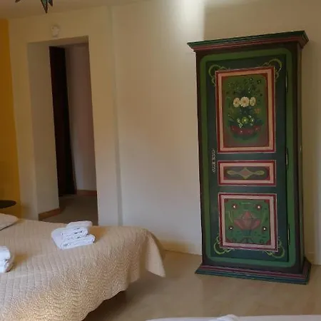 Chambres Touristiques La Cour Des Hotes Bed & Breakfast Obernai