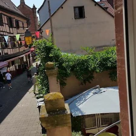 Chambres Touristiques La Cour Des Hotes * Obernai